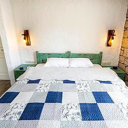 Otel Monat Alacati