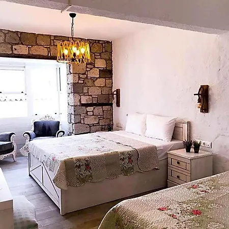 Otel Monat Alacati Ciftlikkoyu
